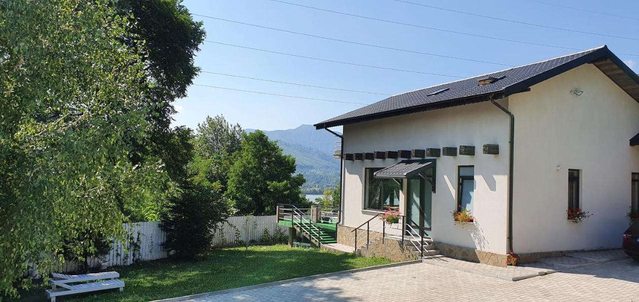 Casa Yla Villa Piatra Neamţ Exterior foto