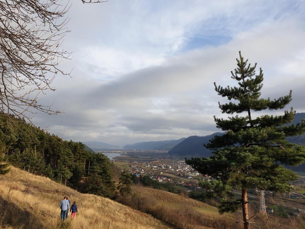 Casa Yla Villa Piatra Neamţ Exterior foto